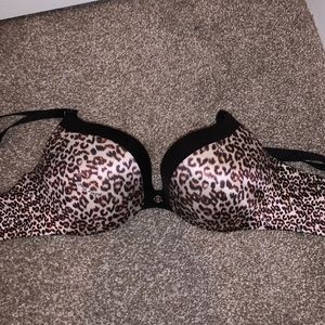 Victoria’s Secret Leopard Push Up 34C